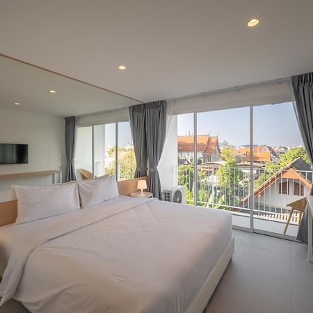 Lis Hotel Chiangmai Чіангмай Екстер'єр фото