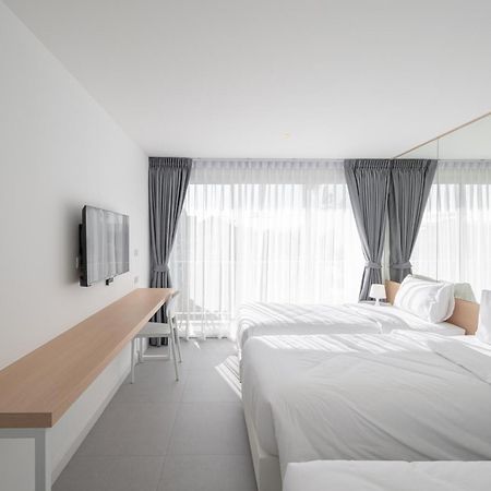 Lis Hotel Chiangmai Чіангмай Екстер'єр фото