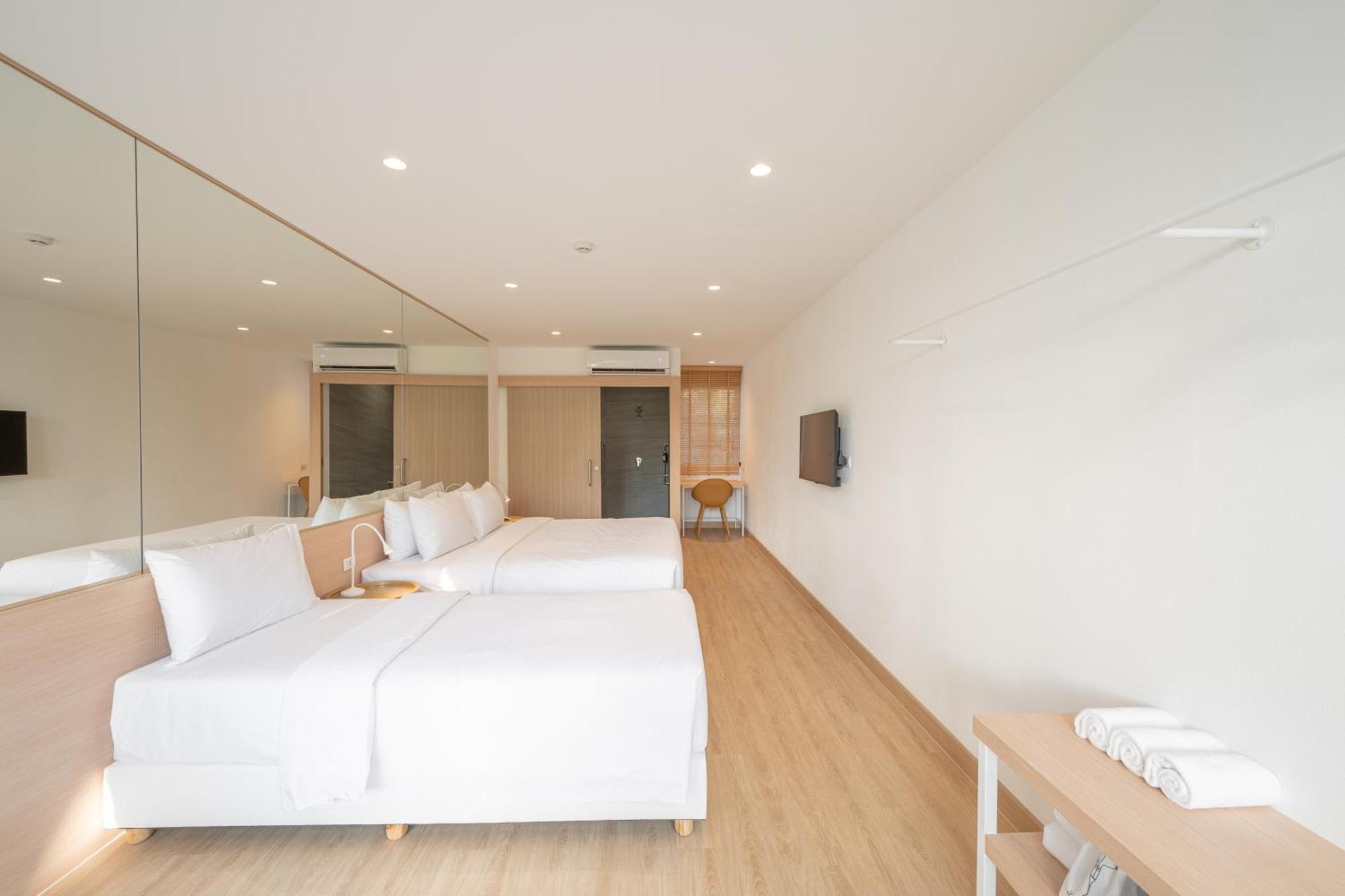 Lis Hotel Chiangmai Чіангмай Екстер'єр фото